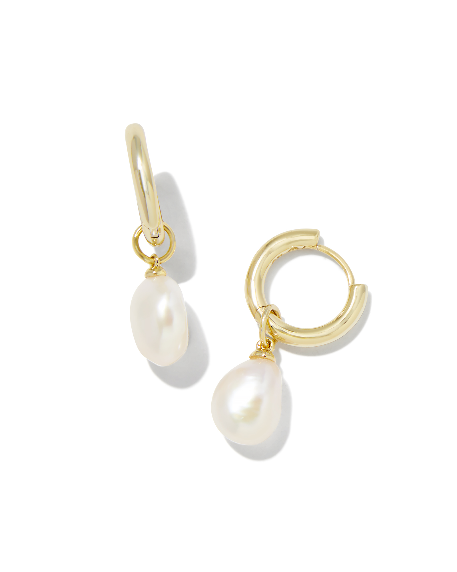 8.0 mm TRUE AAA White Freshwater Round Pearl Stud Earrings | American Pearl
