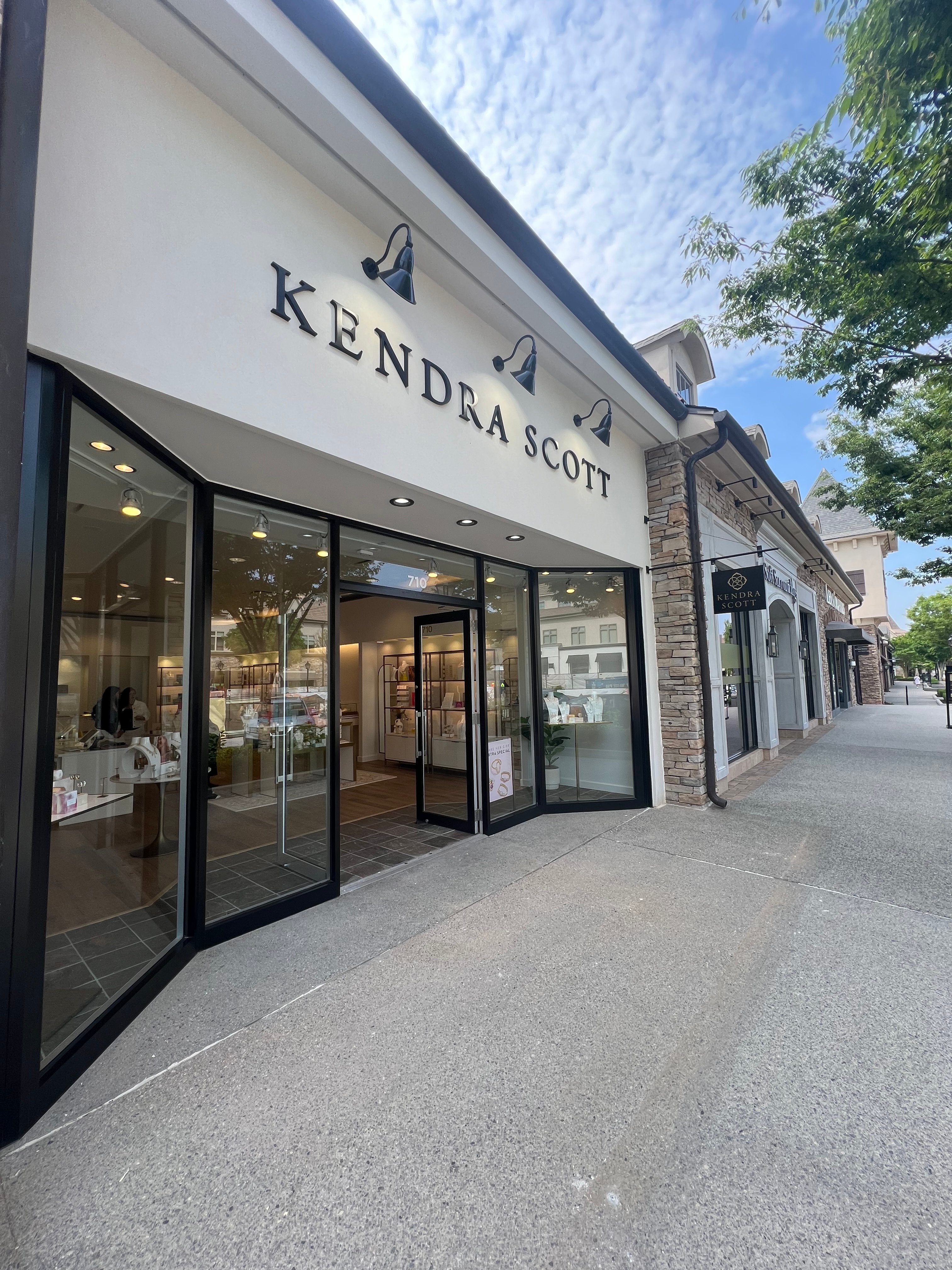 THE FORUM PEACHTREE CORNERS